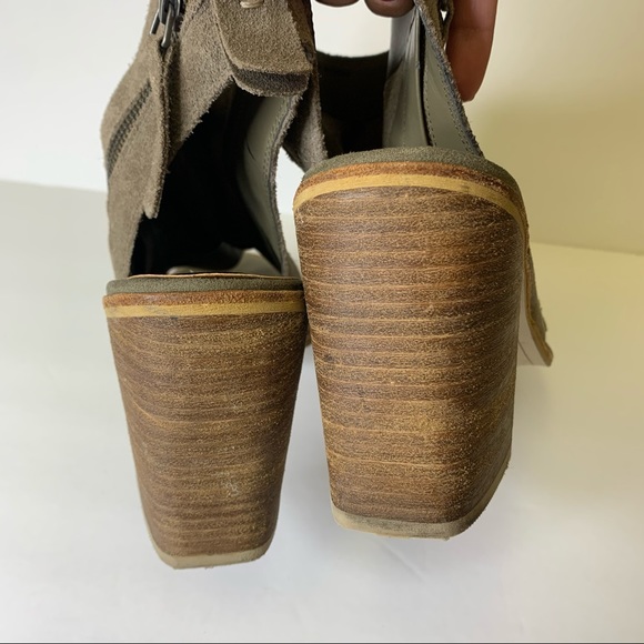 Dolce Vita Suede Leather Floppy Peep Toe Heels - Picture 7 of 12